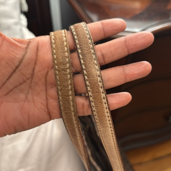 Authentic MK Large tote bag - Picture 7 of 9